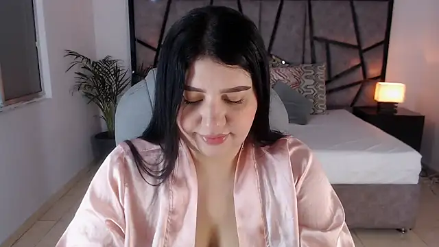 Snapshot of Violetta_rainbow chatting on November 7, 3:39 am Violetta rainbow online show from November 7, 3:39 am