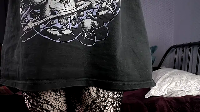 Snapshot of rageins chatting on November 17, 5:46 am rageins online show from November 17, 5:46 am