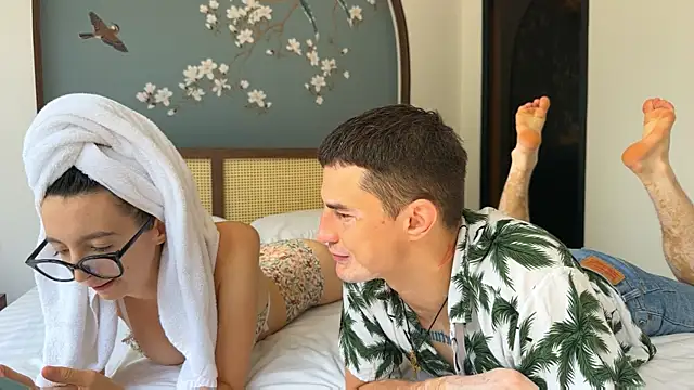 Snapshot of Morning_Stars chatting on November 4, 3:27 am Morning Stars online show from November 4, 3:27 am