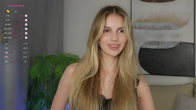 Fluffy-Angel online show from September 21, 3:46 pm