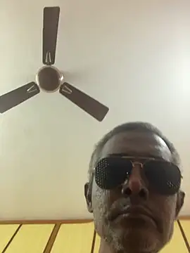 Lookin4Kinky Partner online show from November 23, 5:46 pm