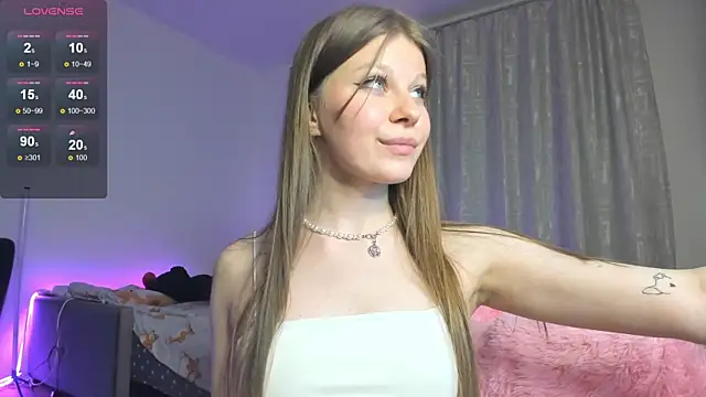 Snapshot of _eva_queen chatting on February 5, 6:48 pm eva queen online show from February 5, 6:48 pm