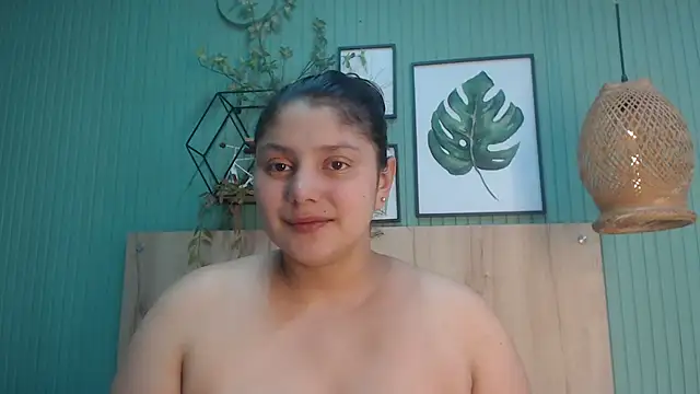 Snapshot of george_jonnes chatting on October 18, 9:54 am george jonnes online show from October 18, 9:54 am