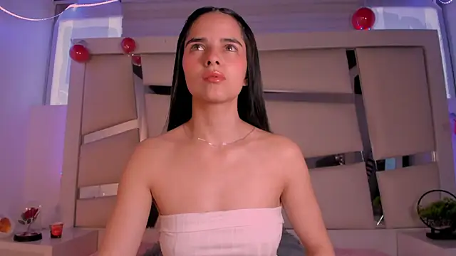 chrystal js online show from January 13, 1:38 pm