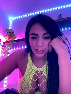 Snapshot of tamara_jay chatting on December 7, 4:53 am tamara jay online show from December 7, 4:53 am