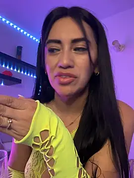 Snapshot of tamara_jay chatting on February 20, 11:54 pm tamara jay online show from February 20, 11:54 pm