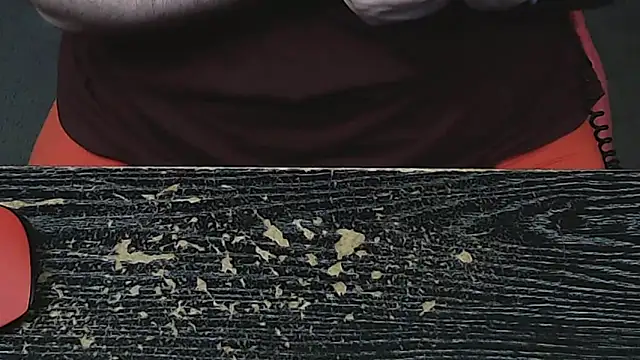 Snapshot of Dominant_BEAR chatting on November 7, 5:07 am Dominant BEAR online show from November 7, 5:07 am