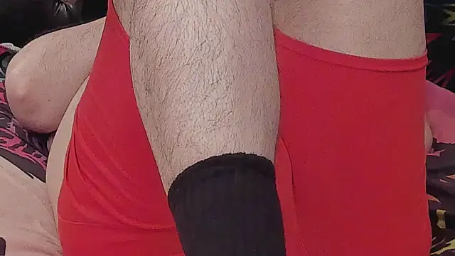 Snapshot of Dominant_BEAR chatting on November 26, 4:46 am Dominant BEAR online show from November 26, 4:46 am