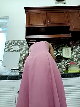    Erin    online show from September 15, 4:12 am