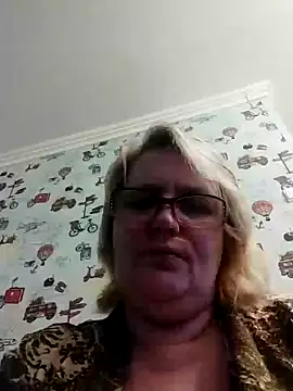 Snapshot of Forest-Lady chatting on January 5, 1:15 pm Forest-Lady online show from January 5, 1:15 pm