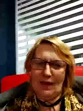 Snapshot of Forest-Lady chatting on January 10, 7:00 pm Forest-Lady online show from January 10, 7:00 pm