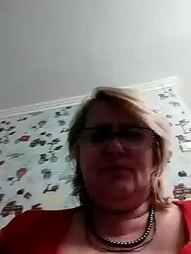 Snapshot of Forest-Lady chatting on February 5, 6:48 pm Forest-Lady online show from February 5, 6:48 pm