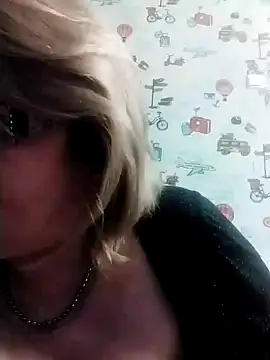 Snapshot of Forest-Lady chatting on February 6, 4:14 pm Forest-Lady online show from February 6, 4:14 pm