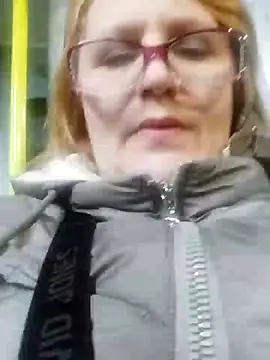 Snapshot of Forest-Lady chatting on February 14, 4:52 pm Forest-Lady online show from February 14, 4:52 pm