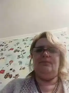 Snapshot of Forest-Lady chatting on February 24, 3:09 pm Forest-Lady online show from February 24, 3:09 pm