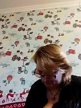 Snapshot of Forest-Lady chatting on March 7, 1:29 pm Forest-Lady online show from March 7, 1:29 pm