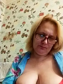 Snapshot of Forest-Lady chatting on September 25, 3:38 pm Forest-Lady online show from September 25, 3:38 pm