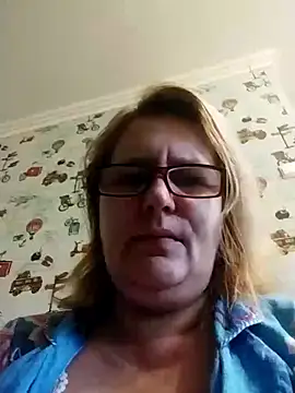 Snapshot of Forest-Lady chatting on October 30, 9:22 am Forest-Lady online show from October 30, 9:22 am