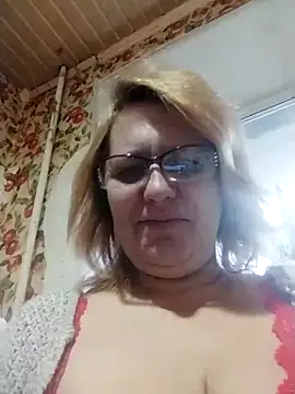 Snapshot of Forest-Lady chatting on December 3, 11:19 am Forest-Lady online show from December 3, 11:19 am