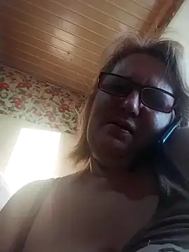 Snapshot of Forest-Lady chatting on December 14, 9:36 am Forest-Lady online show from December 14, 9:36 am