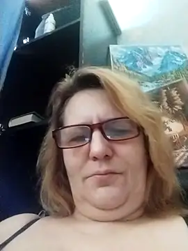 Snapshot of Forest-Lady chatting on February 7, 10:30 am Forest-Lady online show from February 7, 10:30 am