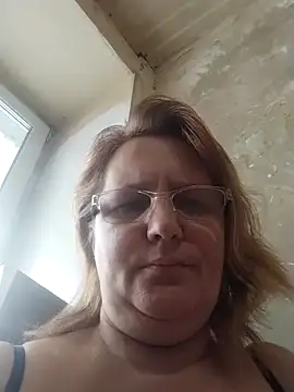 Snapshot of Forest-Lady chatting on February 27, 9:20 am Forest-Lady online show from February 27, 9:20 am