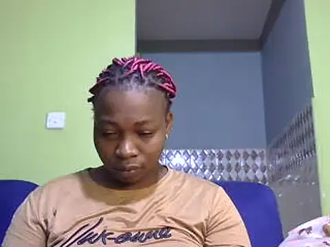 Snapshot of Horny-pretty chatting on December 23, 5:39 am Horny-pretty online show from December 23, 5:39 am