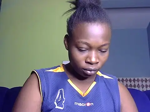 Snapshot of Horny-pretty chatting on February 6, 5:56 am Horny-pretty online show from February 6, 5:56 am