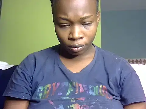 Snapshot of Horny-pretty chatting on February 22, 12:47 pm Horny-pretty online show from February 22, 12:47 pm