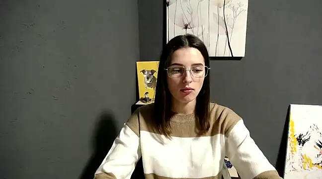 lady olivia  online show from December 3, 1:21 pm