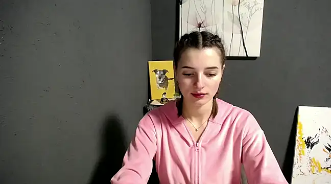 lady olivia  online show from December 12, 2:11 pm