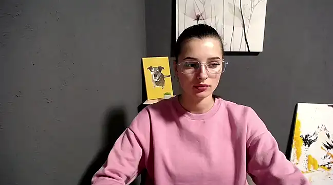 lady olivia  online show from March 3, 5:07 pm