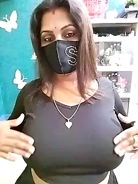 Snapshot of Riya_Sexy_Baby chatting on December 9, 12:23 am Riya Sexy Baby online show from December 9, 12:23 am