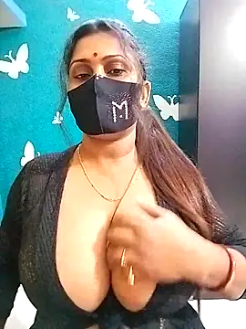 Snapshot of Riya_Sexy_Baby chatting on November 9, 12:31 am Riya Sexy Baby online show from November 9, 12:31 am