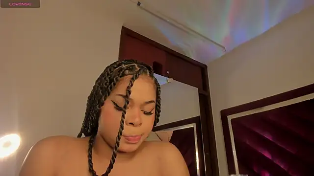 Snapshot of Samanntha_Rose chatting on February 17, 7:21 pm Samanntha Rose online show from February 17, 7:21 pm