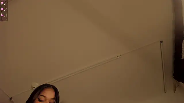 Snapshot of Samanntha_Rose chatting on February 28, 1:26 am Samanntha Rose online show from February 28, 1:26 am