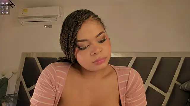 Snapshot of Samanntha_Rose chatting on October 24, 7:32 pm Samanntha Rose online show from October 24, 7:32 pm