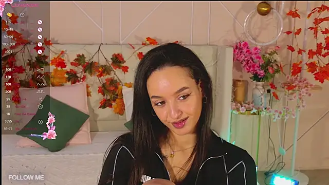 Lolly Neal online show from November 29, 4:59 am