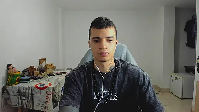 Balo lovers online show from February 6, 11:15 pm