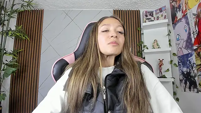 Victoria Adams14 online show from February 14, 12:47 pm