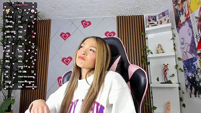 Victoria Adams14 online show from February 14, 6:51 pm