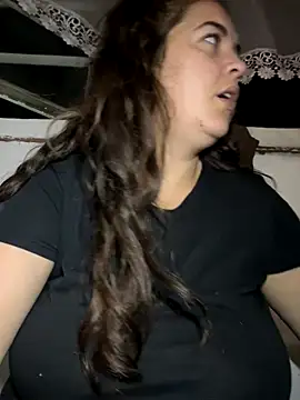 yzabell18 online show from September 30, 3:22 am