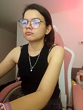 azumiichan online show from February 12, 1:33 am