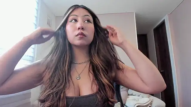 I am tori online show from April 20, 10:11 pm