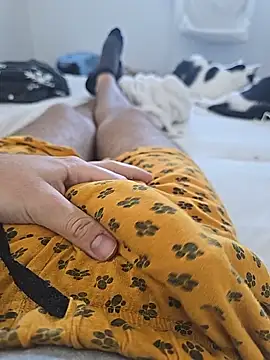 Snapshot of tibi2003_10 chatting on September 20, 10:49 am tibi2003 10 online show from September 20, 10:49 am