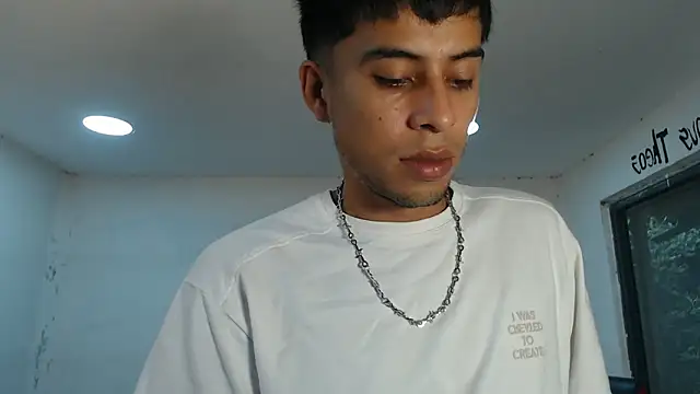 danielitopapuu online show from November 9, 12:14 pm