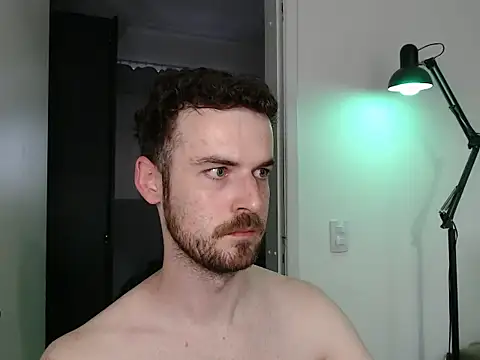 Snapshot of sexxxsutra chatting on March 2, 9:01 pm sexxxsutra online show from March 2, 9:01 pm