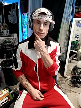 --D-a-D-D-y- online show from September 23, 1:30 am