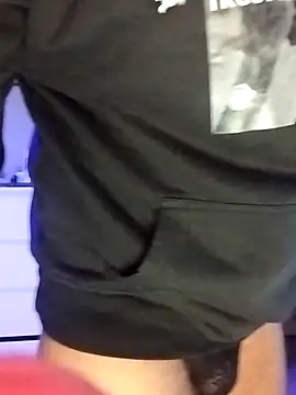 Snapshot of McdyllanXX chatting on September 23, 9:51 pm McdyllanXX online show from September 23, 9:51 pm