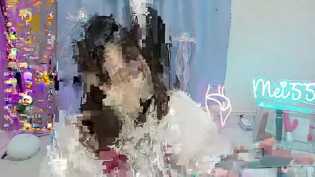 Snapshot of MEI--55 chatting on December 15, 9:08 pm MEI--55 online show from December 15, 9:08 pm